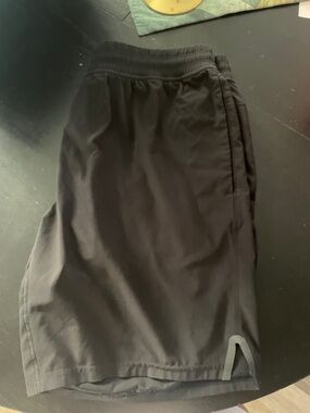 manduka Black Men's Athletic Shorts